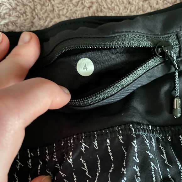 lululemon speed up shorts - Picture 2 of 4